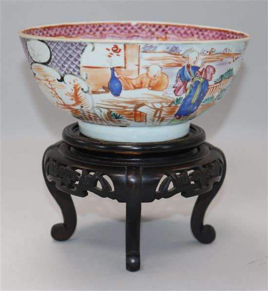An 18th century Chinese famille rose bowl and wood stand, Diameter 18.5cm, H.8.5cm without stand